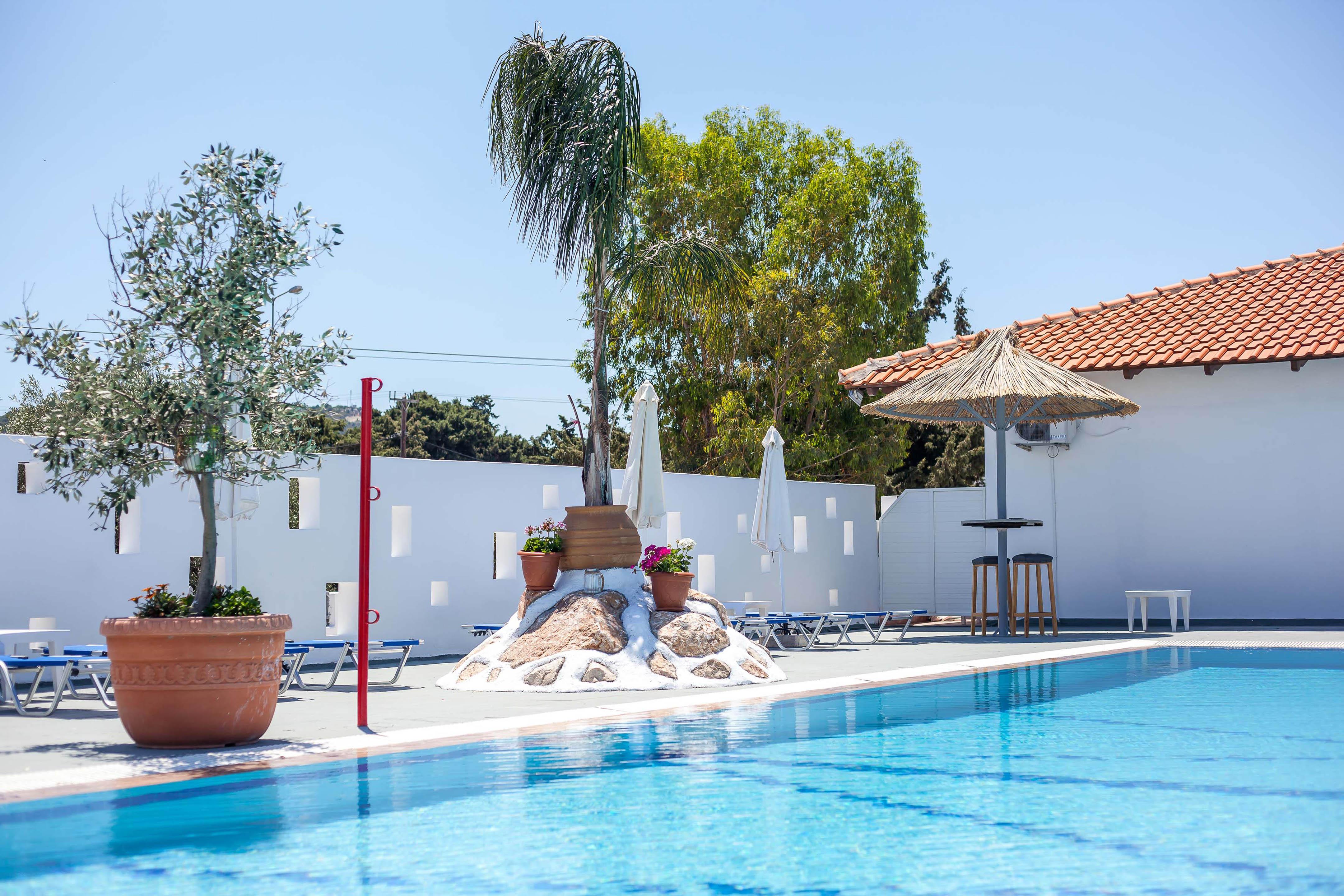 Tinas Plus Hotel Faliraki Exterior foto